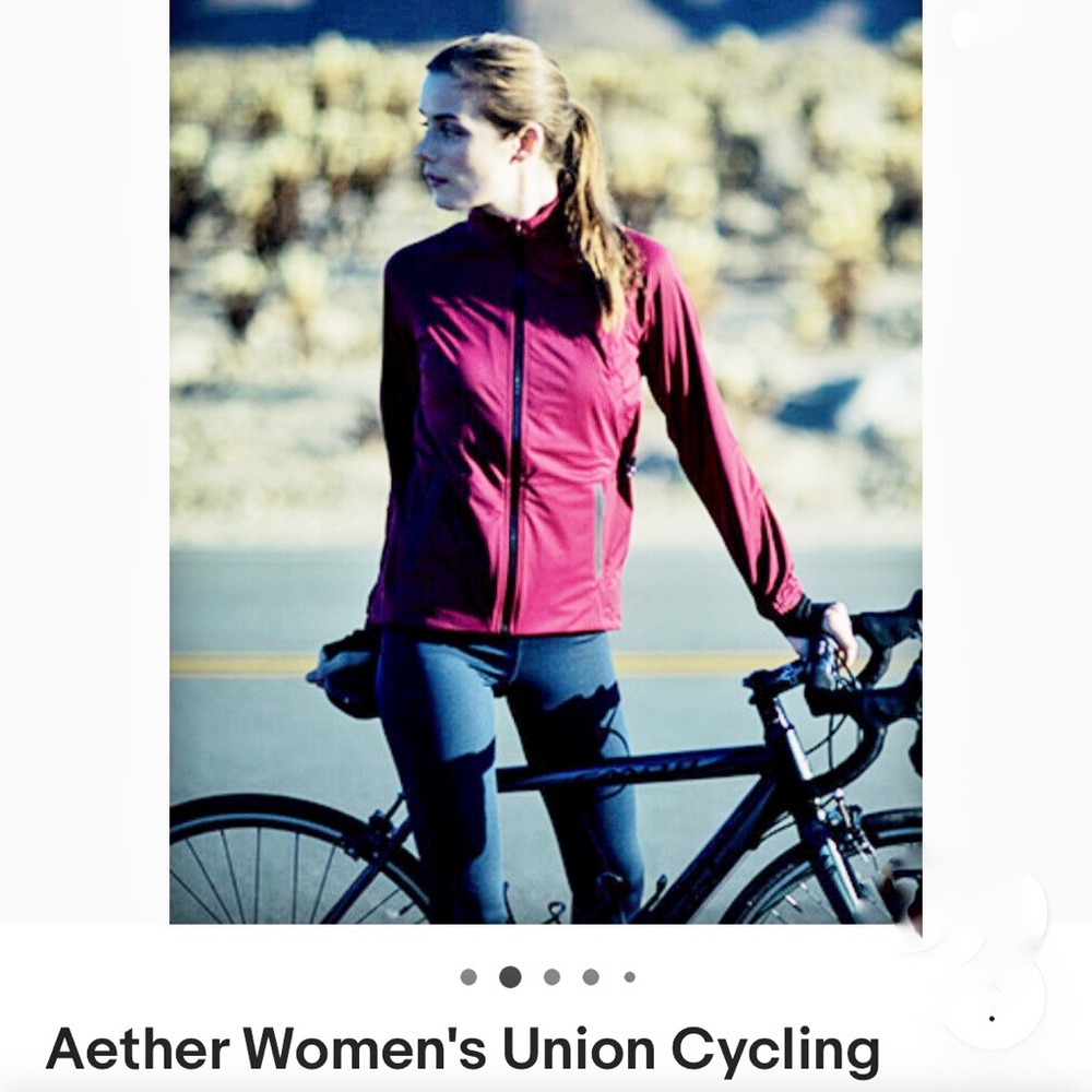 Aether Union Cycling Jacket NWOT in Red Wine